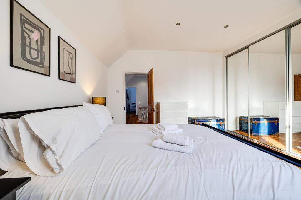 Luxury 2 Bed Apartment In The Heart Of Τσέστερ Εξωτερικό φωτογραφία